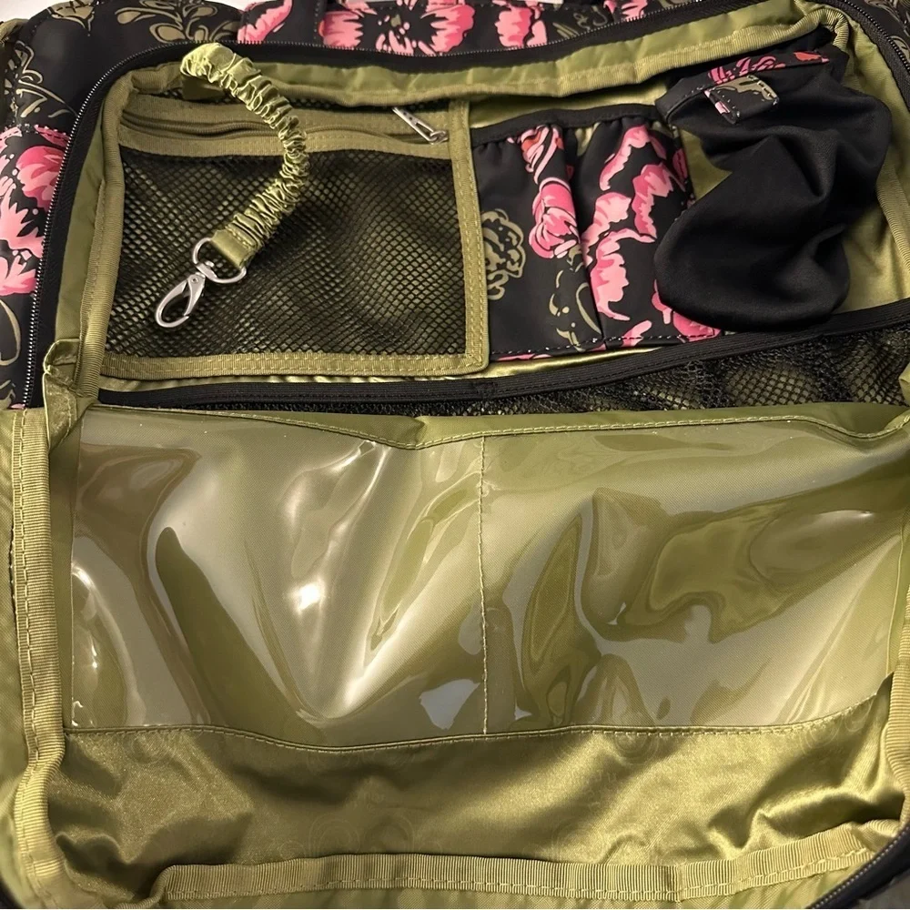 Jujube Be Prepared Tote diaper bag in Blooming Romance Floral Print